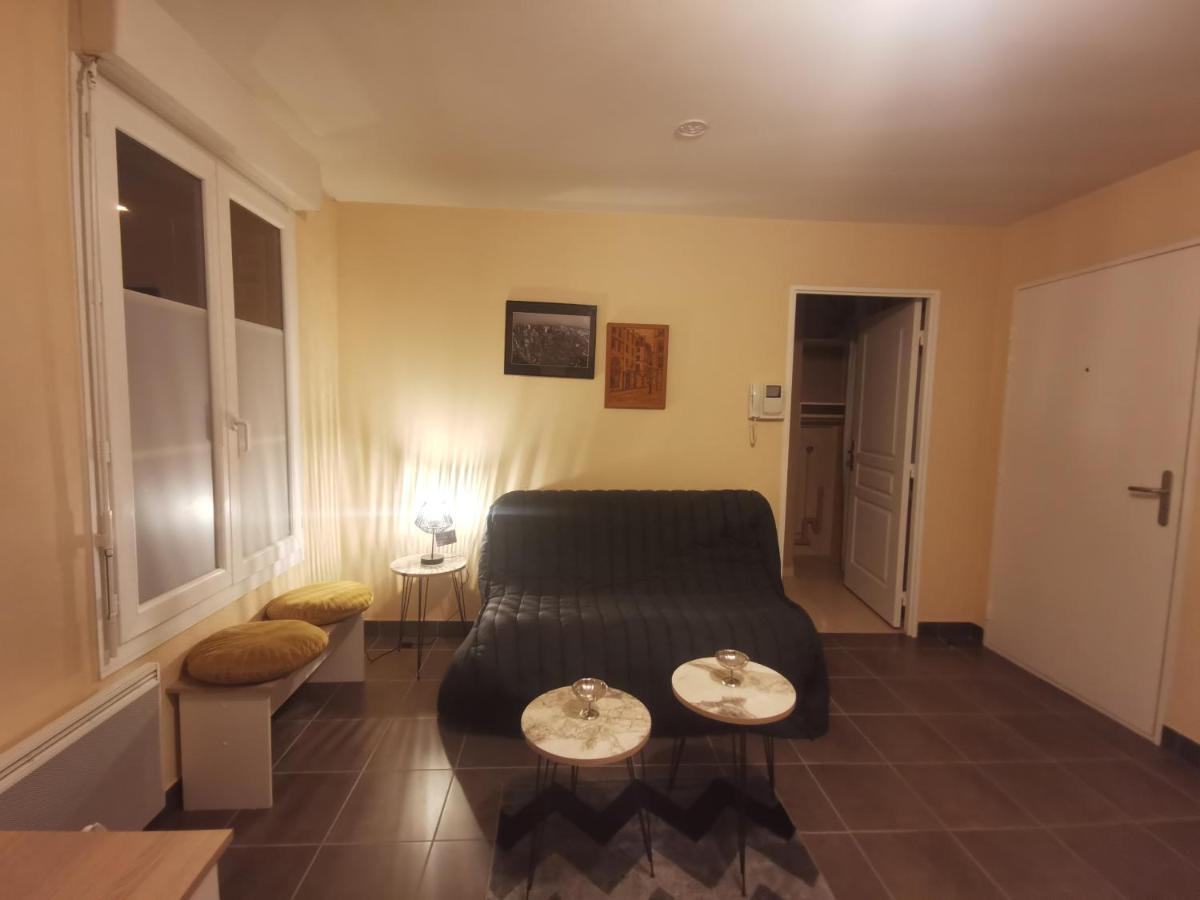 Logement en hypercentre dans une résidence Amiens Esterno foto