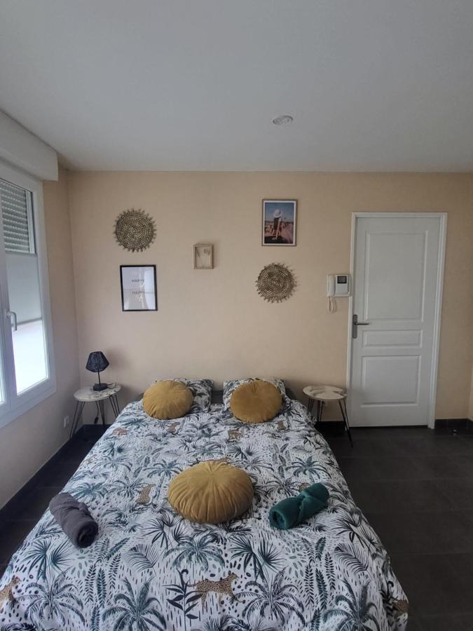 Logement en hypercentre dans une résidence Amiens Esterno foto